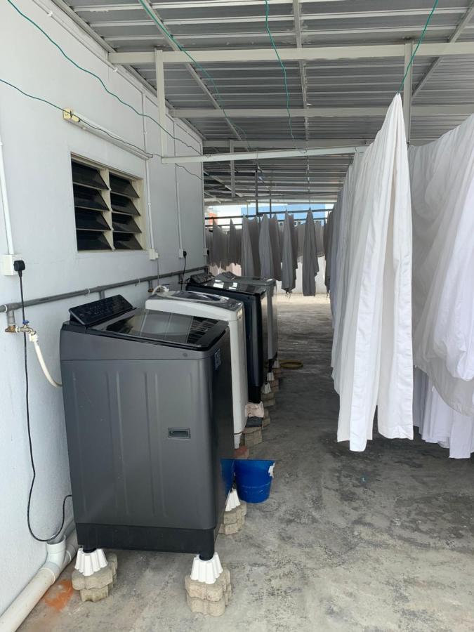 Brezza Hotel Lumut Zewnętrze zdjęcie